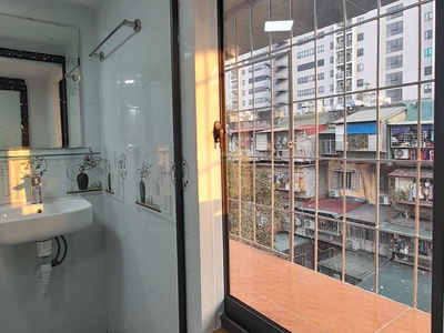 Nguyen Hong Street, Vietnam Nguyen Hong Street, Vietnam