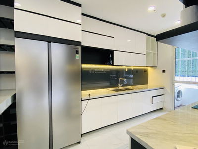 Sunrise City, Vietnam  Sunrise City, Vietnam