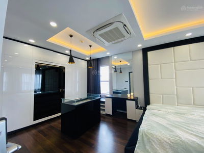 Sunrise City, Vietnam Sunrise City, Vietnam