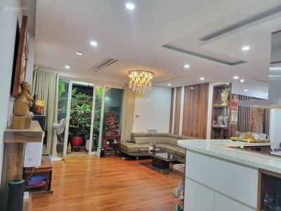 Seasons Avenue, Vietnam Seasons Avenue, Vietnam