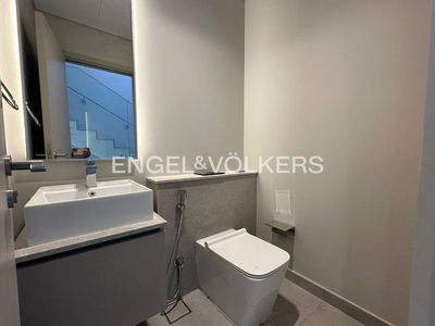 MAG Eye, United Arab Emirates  MAG Eye, United Arab Emirates