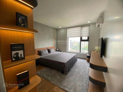 Rose Town, Vietnam Rose Town, Vietnam