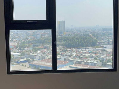 Charm City, Vietnam Charm City, Vietnam