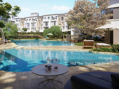 Zeit River Thu Thiem, Vietnam Zeit River Thu Thiem, Vietnam