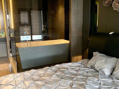 Galaxy 9, Vietnam Galaxy 9, Vietnam