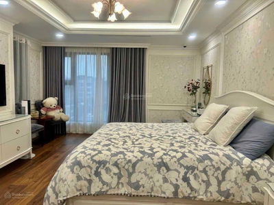 The Golden Palm Le Van Luong, Vietnam The Golden Palm Le Van Luong, Vietnam