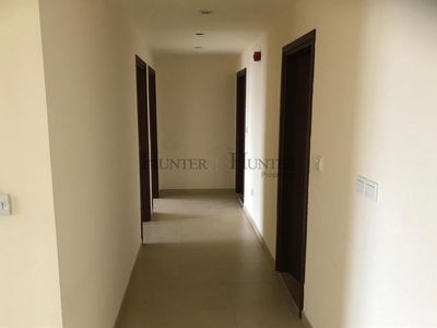 Amwaj 4, United Arab Emirates  Amwaj 4, United Arab Emirates