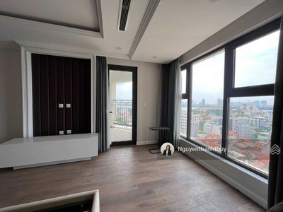 D'. Le Roi Soleil, Vietnam D'. Le Roi Soleil, Vietnam