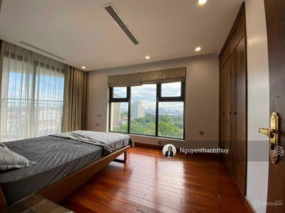 D'. Le Roi Soleil, Vietnam D'. Le Roi Soleil, Vietnam