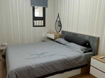 Topaz Twins, Vietnam Topaz Twins, Vietnam