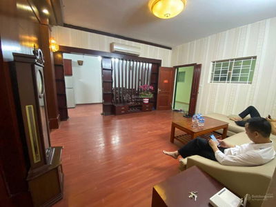 Nguyen Co Thach Street, Vietnam Nguyen Co Thach Street, Vietnam