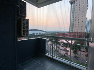 Nguyen Co Thach Street, Vietnam Nguyen Co Thach Street, Vietnam