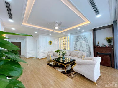 Iris Garden, Vietnam Iris Garden, Vietnam