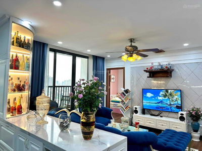 The Golden Palm Le Van Luong, Vietnam The Golden Palm Le Van Luong, Vietnam