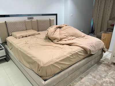 Paramount Tower Hotel & Residences