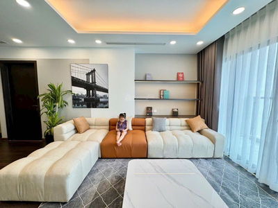 The Golden Palm Le Van Luong, Vietnam The Golden Palm Le Van Luong, Vietnam