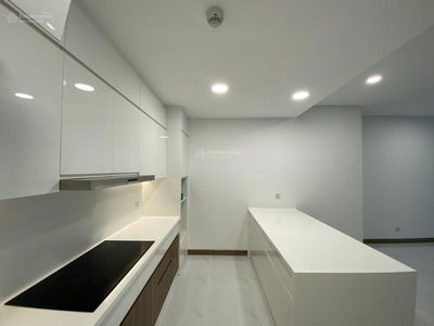 Sunwah Pearl, Vietnam Sunwah Pearl, Vietnam