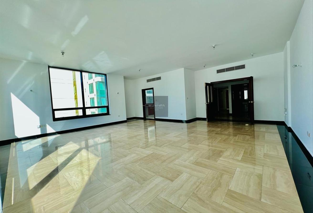 Hamdan Street, United Arab Emirates Hamdan Street, United Arab Emirates