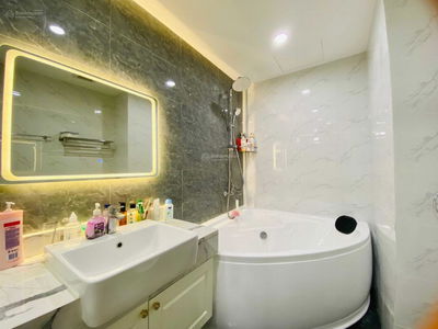 The Golden Palm Le Van Luong, Vietnam The Golden Palm Le Van Luong, Vietnam