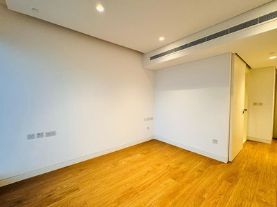 Uptown Tower, United Arab Emirates  Uptown Tower, United Arab Emirates