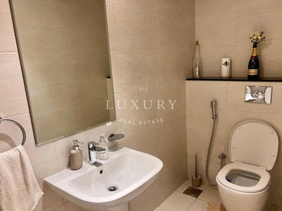 Avanti, United Arab Emirates  Avanti, United Arab Emirates