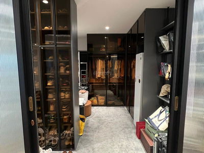 Gold Tower, Vietnam Gold Tower, Vietnam