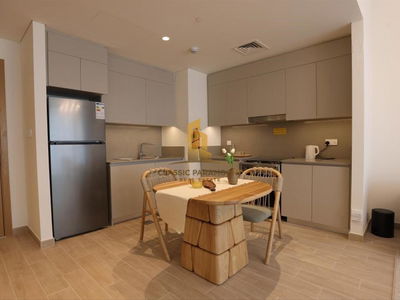 Breeze, United Arab Emirates  Breeze, United Arab Emirates