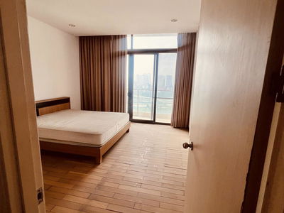 Dolphin Plaza, Vietnam Dolphin Plaza, Vietnam