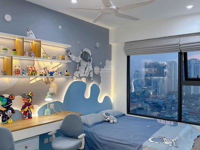 Topaz Elite, Vietnam Topaz Elite, Vietnam