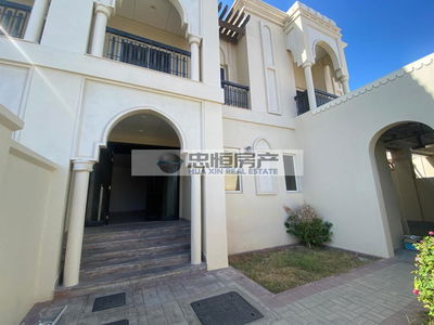 Umm Suqeim 1 Villas, United Arab Emirates  Umm Suqeim 1 Villas, United Arab Emirates