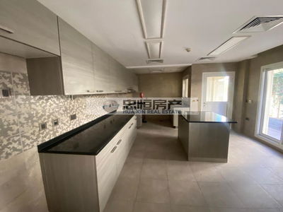 Umm Suqeim 1 Villas, United Arab Emirates  Umm Suqeim 1 Villas, United Arab Emirates