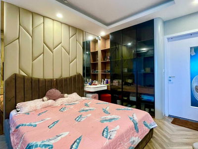 Thang Long Number One, Vietnam Thang Long Number One, Vietnam