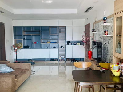 The Golden Palm Le Van Luong, Vietnam The Golden Palm Le Van Luong, Vietnam