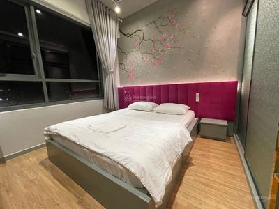 Sunrise City, Vietnam Sunrise City, Vietnam