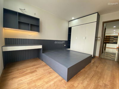 Rose Town, Vietnam Rose Town, Vietnam