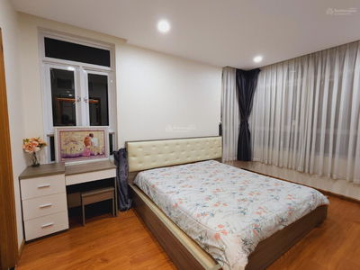 Him Lam Cho Lon, Vietnam Him Lam Cho Lon, Vietnam