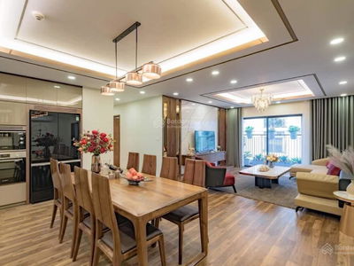 Dreamland Bonanza, Vietnam Dreamland Bonanza, Vietnam