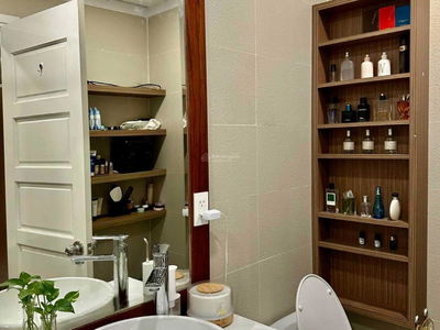 Sunrise City, Vietnam Sunrise City, Vietnam