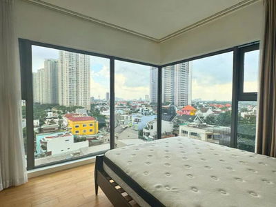 Gateway, Vietnam Gateway, Vietnam