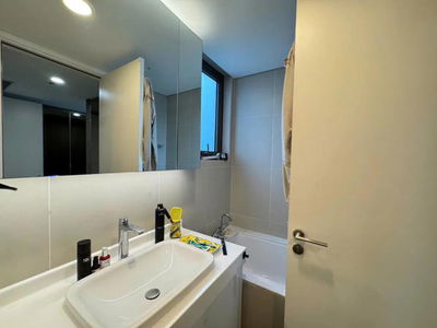 Gateway, Vietnam Gateway, Vietnam