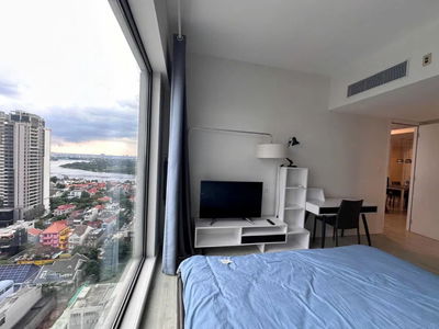 Gateway, Vietnam Gateway, Vietnam