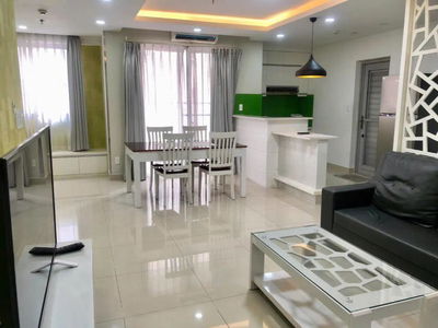 Scenic Valley, Vietnam  Scenic Valley, Vietnam