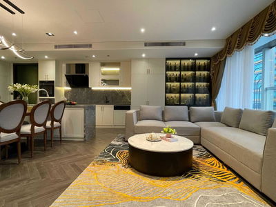 Seasons Avenue Seasons Avenue