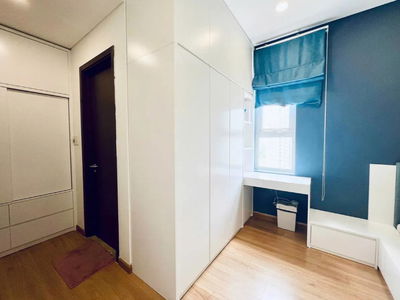 Hung Phat Silver Star, Vietnam  Hung Phat Silver Star, Vietnam