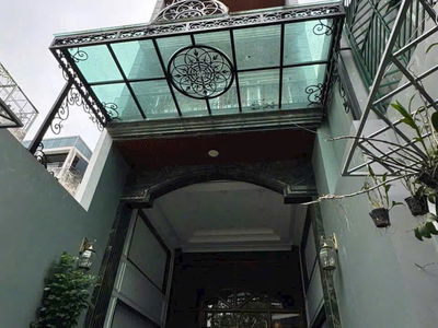 Housing in Ho Chi Minh City, Vietnam  Housing in Ho Chi Minh City, Vietnam