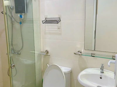 Moonlight Boulevard, Vietnam  Moonlight Boulevard, Vietnam