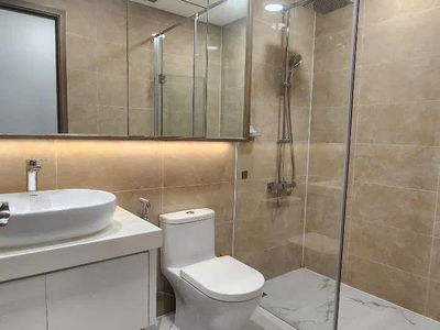 Sunwah Pearl, Vietnam  Sunwah Pearl, Vietnam