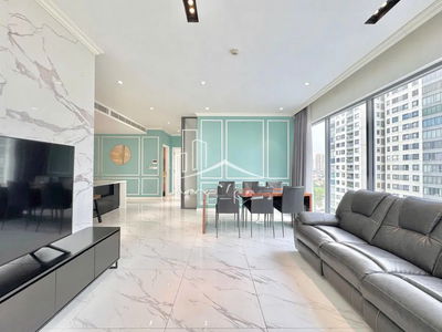 Diamond Island, Vietnam Diamond Island, Vietnam