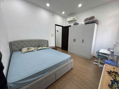 Housing in Ho Chi Minh City, Vietnam  Housing in Ho Chi Minh City, Vietnam