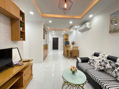 Scenic Valley, Vietnam  Scenic Valley, Vietnam